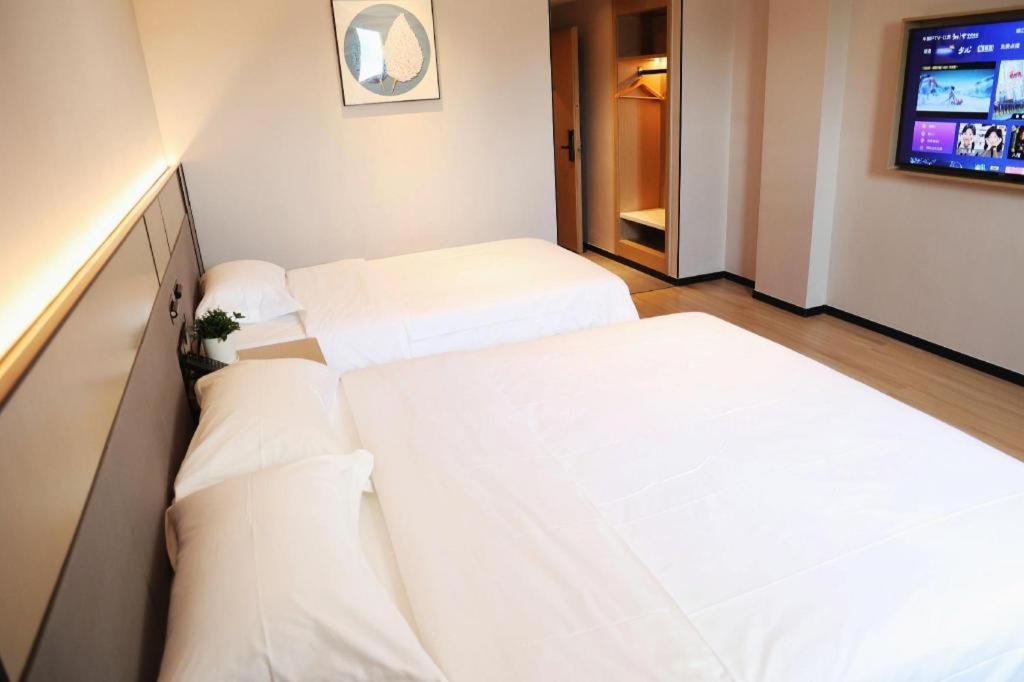 Greentree Inn Suzhou Industrial Zone Yangcheng Lake Weiting Mong Kok Express Hotel Exteriér fotografie